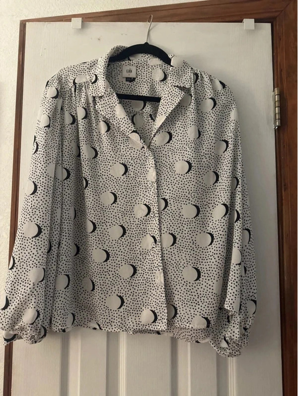 Cabi Black & White Moon Print Button Blouse Size Sm
